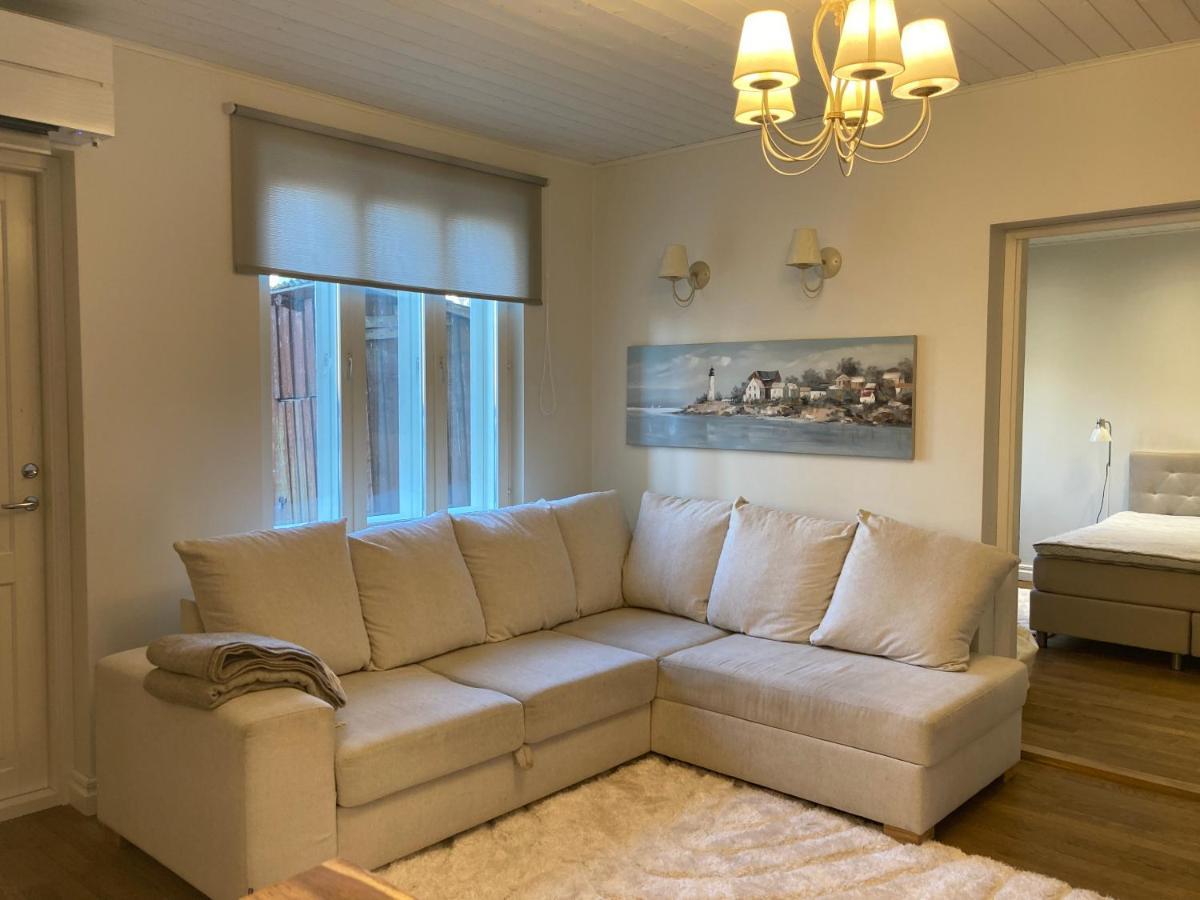 Lossi Apartment Курессааре Экстерьер фото
